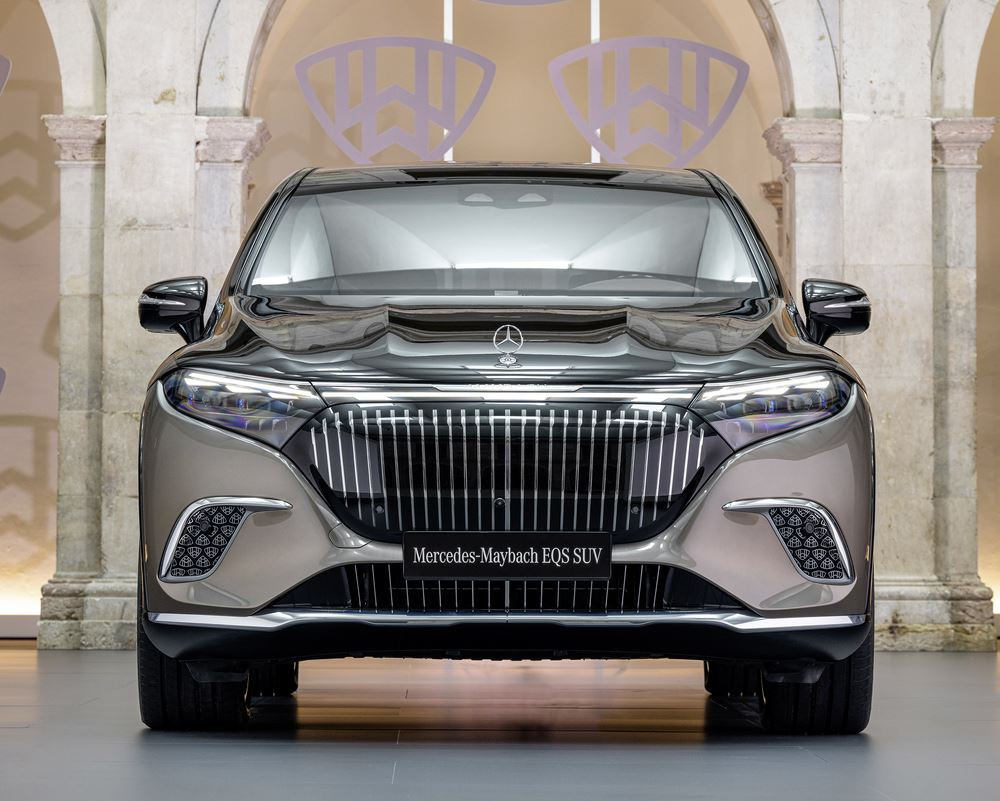 La Mercedes-Maybach EQS SUV marie la technologie électrique Mercedes à l'exclusivité Maybach