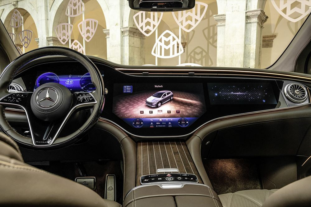La Mercedes-Maybach EQS SUV marie la technologie électrique Mercedes à l'exclusivité Maybach