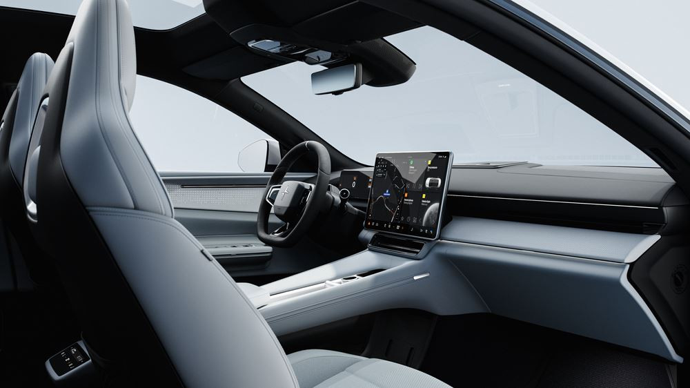 Le SUV coupé électrique Polestar 4 offre l'aérodynamisme d'un coupé et l'espace d'un SUV