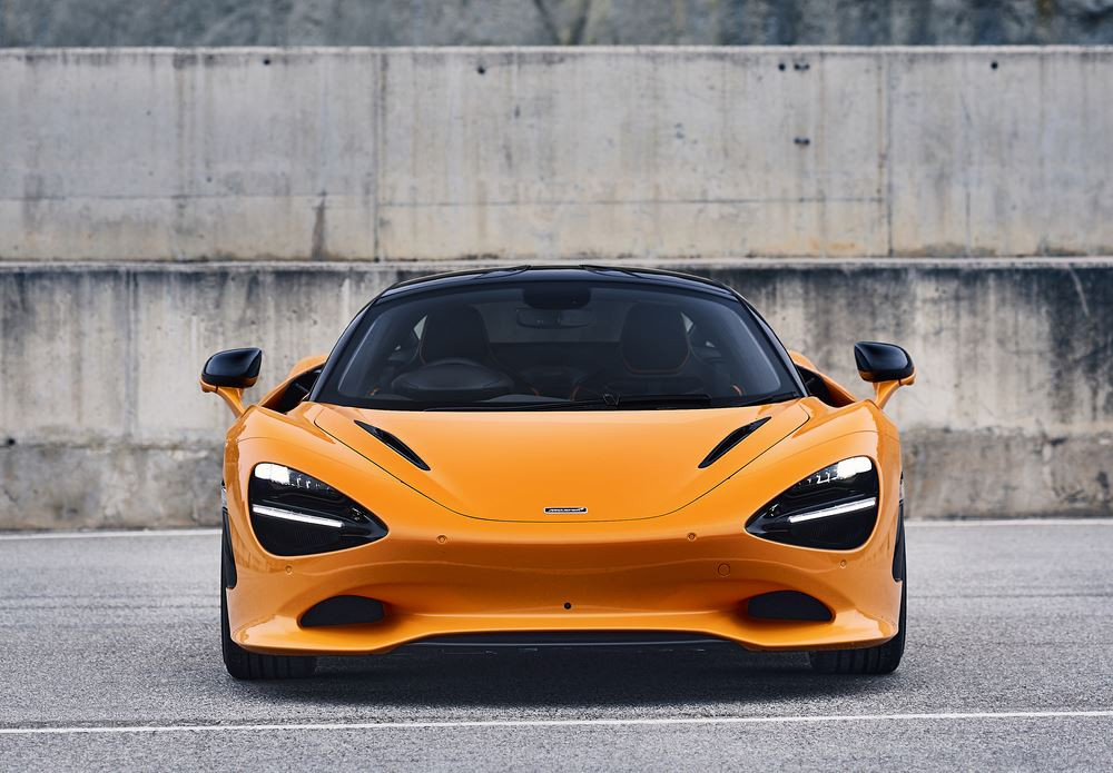 La supercar McLaren 750S embarque un moteur V8 4.0 litres biturbo de 750 ch