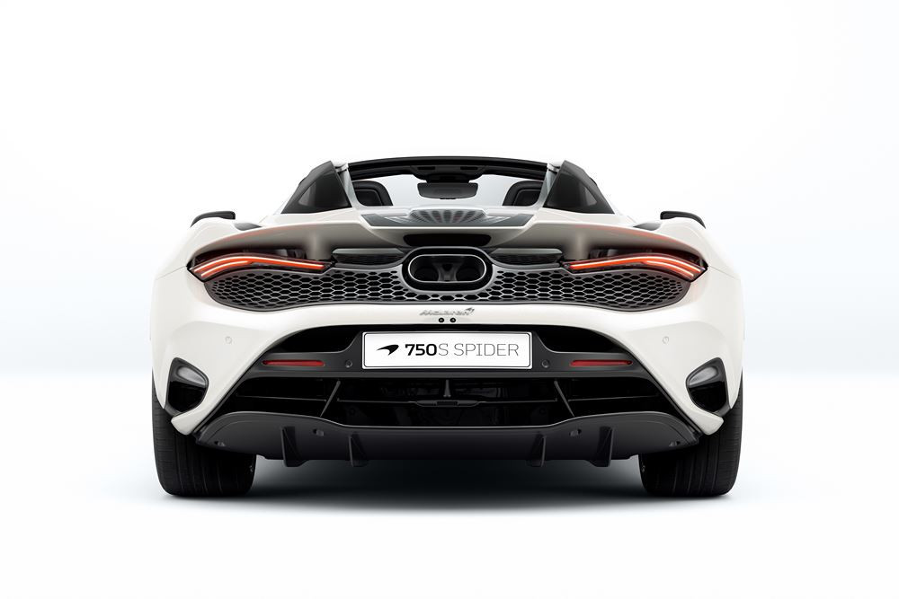 La McLaren 750S Spider est propulsée par un moteur V8 4.0 litres biturbo de 750 ch
