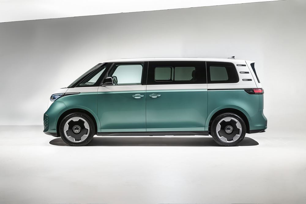 Le Volkswagen ID. Buzz à empattement long accueille jusqu'à sept passagers