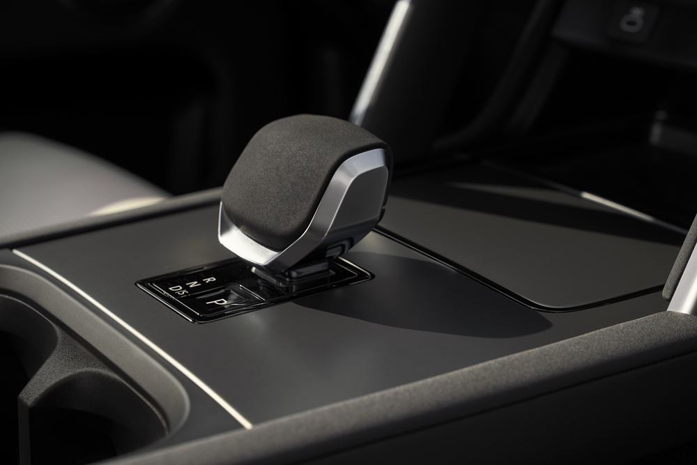 Le Discovery Sport revisité s'offre un intérieur raffiné avec un tableau de bord digital