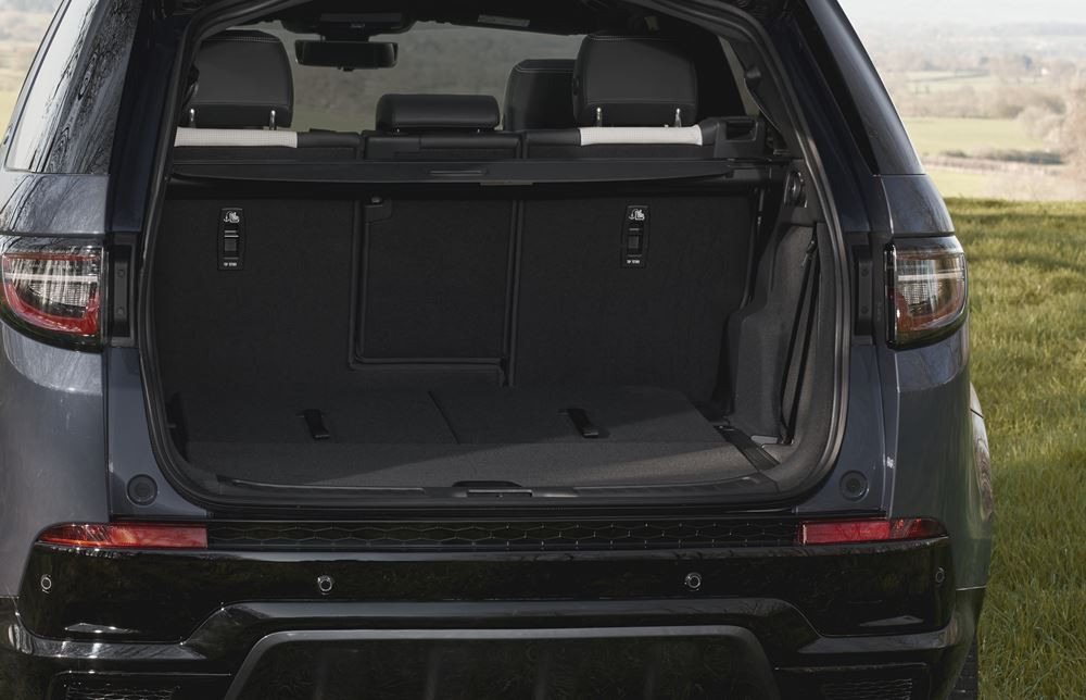 Le Discovery Sport revisité s'offre un intérieur raffiné avec un tableau de bord digital