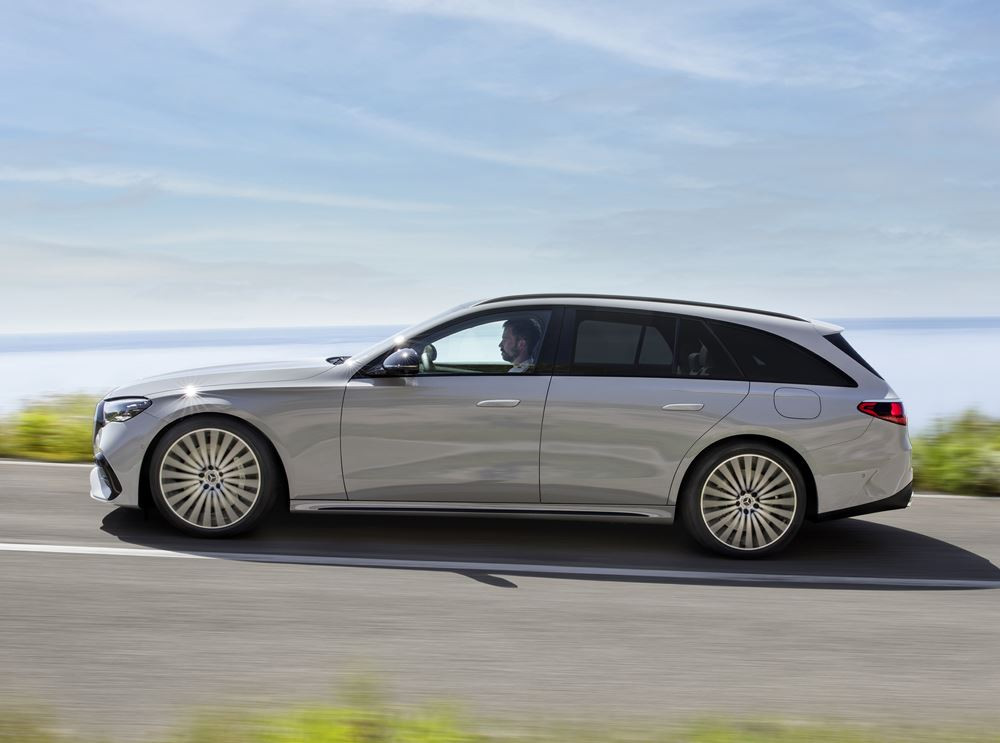 La Mercedes Classe E Break bénéficie d'une suspension pneumatique à chambre unique sur l'essieu arrière