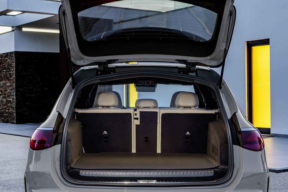 La Mercedes Classe E Break bénéficie d'une suspension pneumatique à chambre unique sur l'essieu arrière