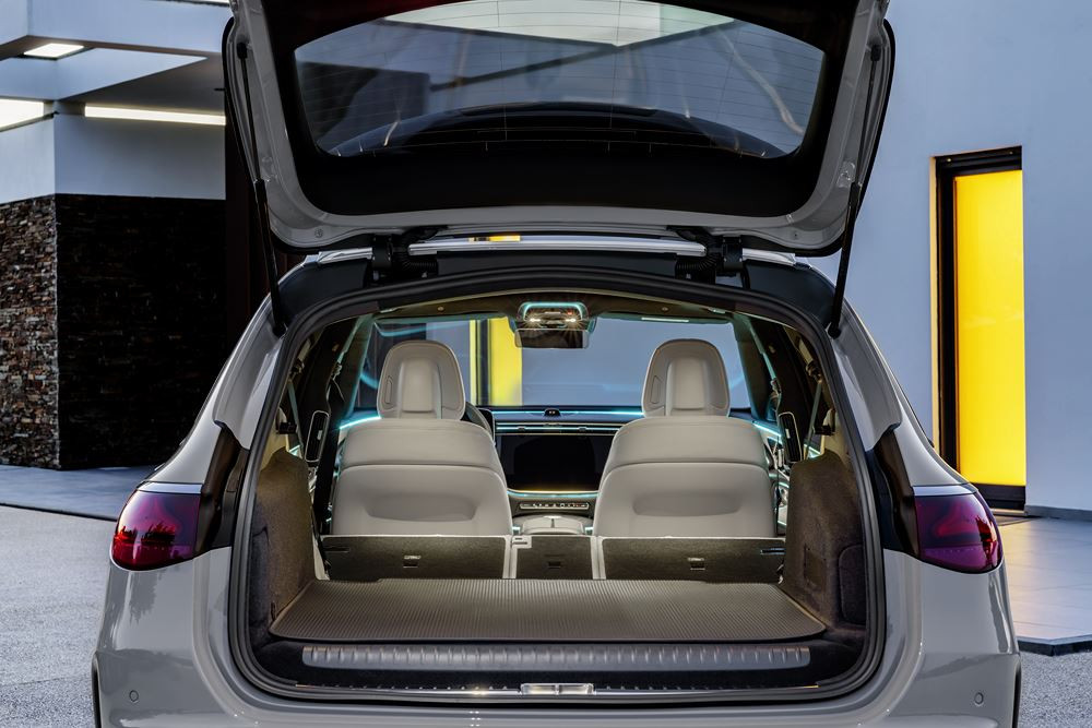 La Mercedes Classe E Break bénéficie d'une suspension pneumatique à chambre unique sur l'essieu arrière