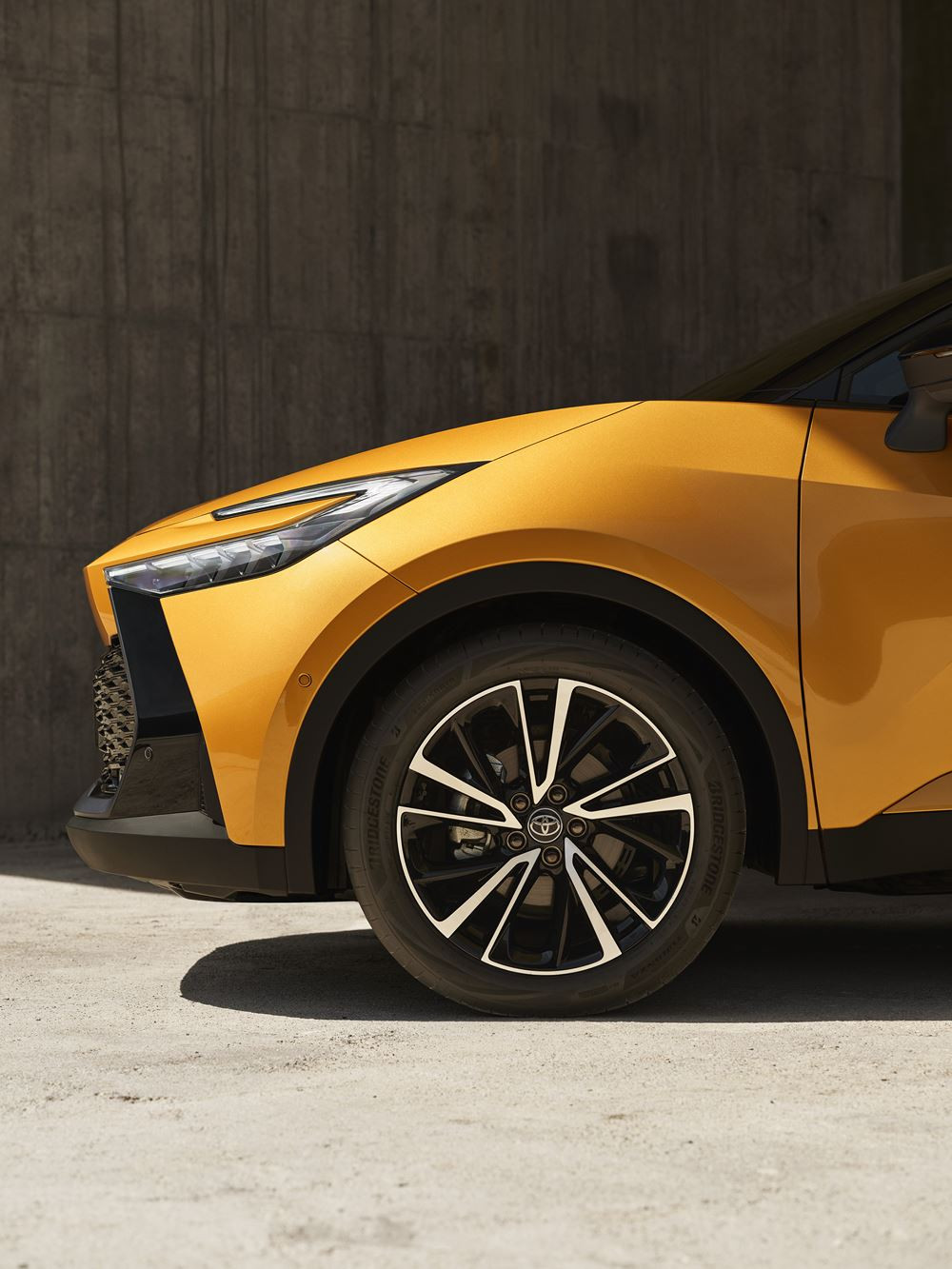 Le SUV du segment C Toyota C-HR affiche un design extérieur radical