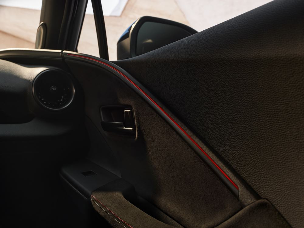 Le SUV du segment C Toyota C-HR affiche un design extérieur radical