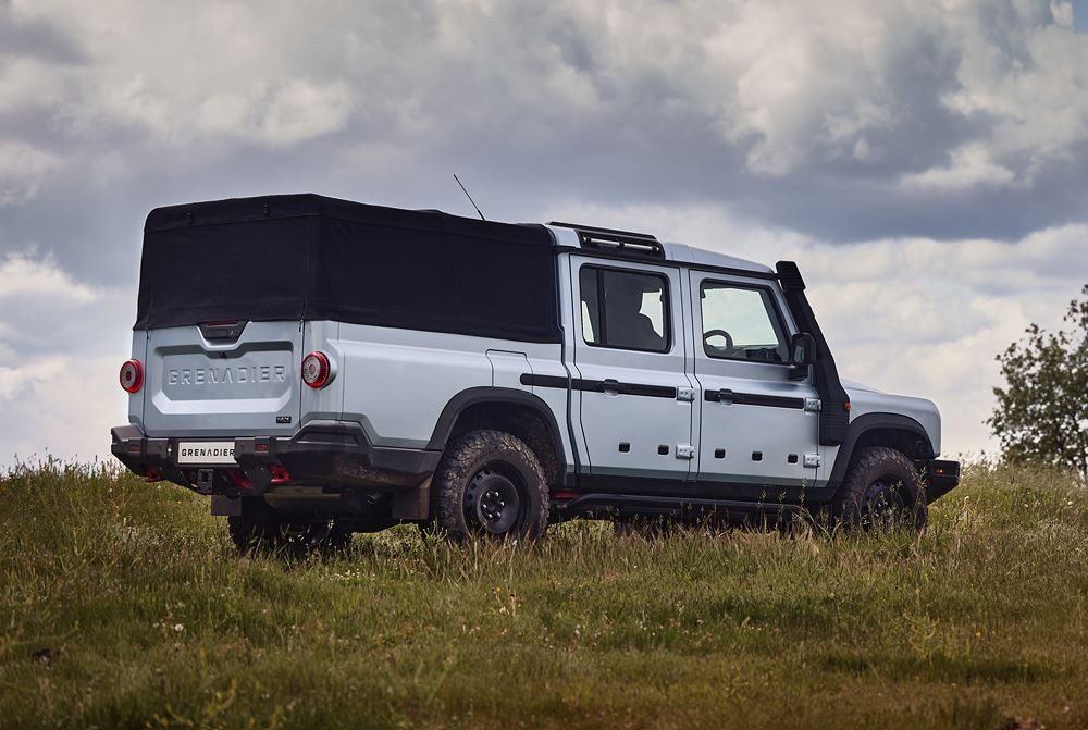 Le pick-up double cab Ineos Grenadier Quartermaster revendique des capacités tout-terrain sans compromis