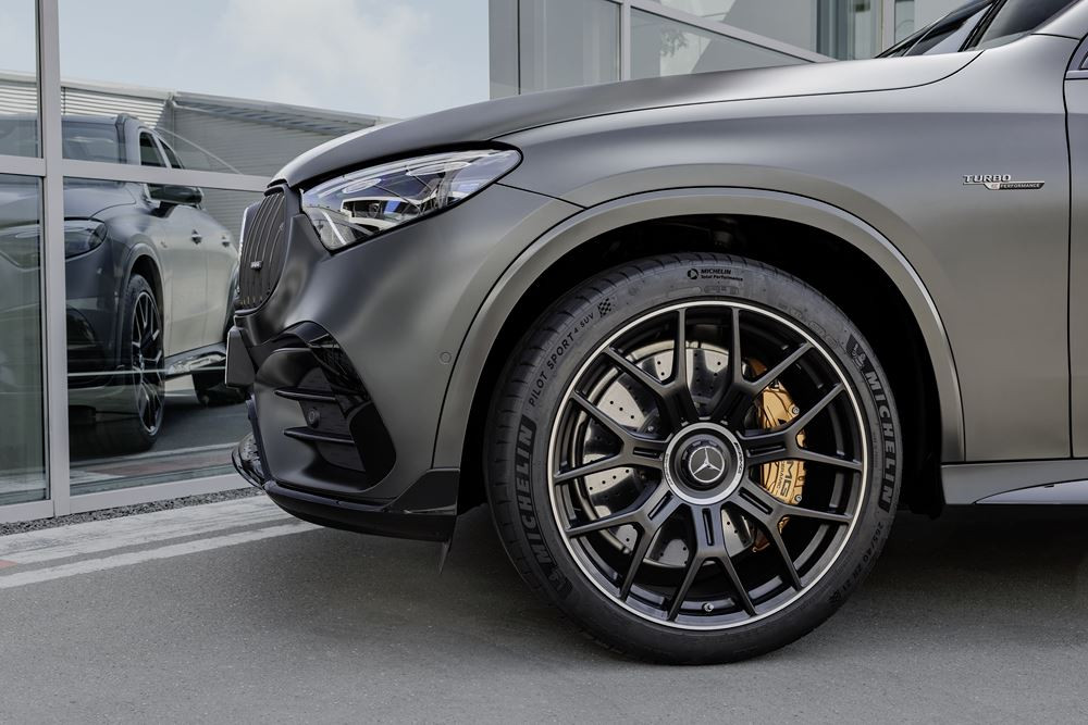 Le Mercedes-AMG GLC 63 S E Performance délivre une puissance combinée de 680 ch