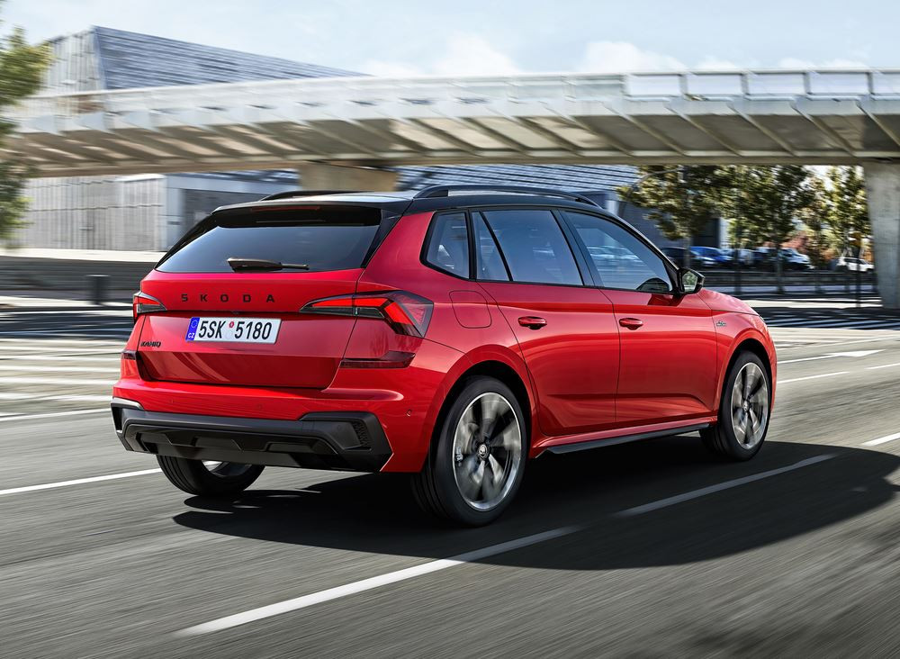 Le SUV urbain Skoda Kamiq mis à jour affiche une allure plus robuste