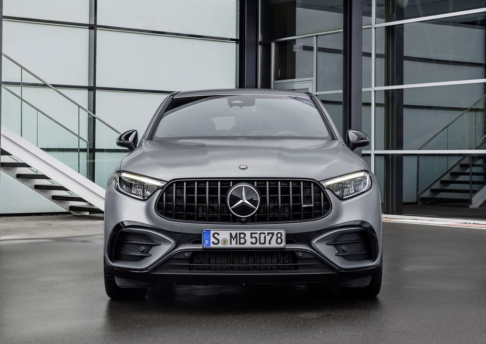 Le Mercedes-AMG GLC Coupé 63 S E Performance délivre une puissance combinée de 680 ch