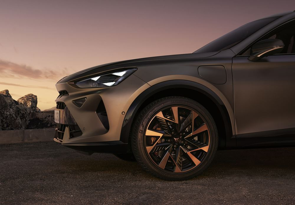 Le SUV coupé compact Cupra Formentor adopte le nouveau langage de design de la marque espagnole