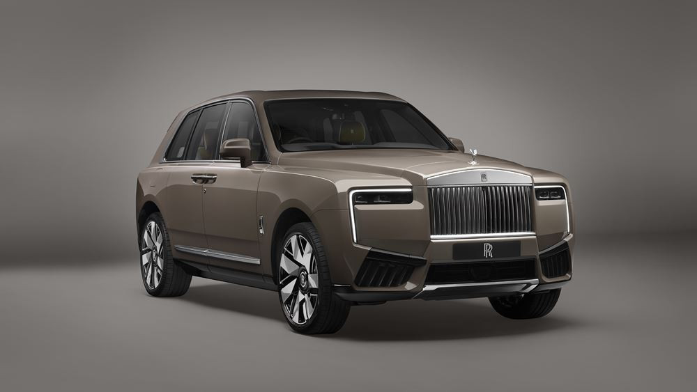Le SUV Rolls-Royce Cullinan restylé répond à l'évolution des codes du luxe