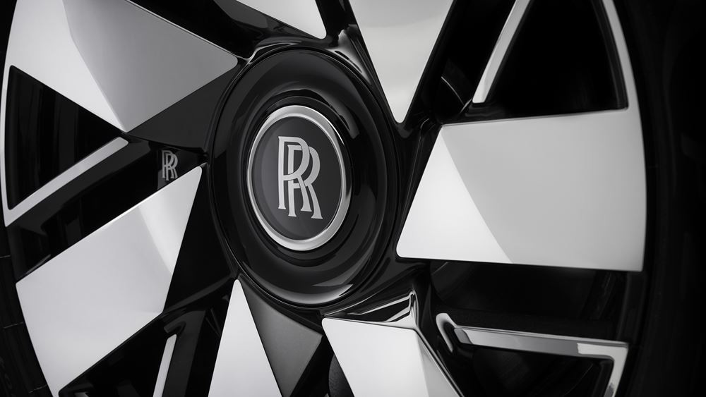 Le SUV Rolls-Royce Cullinan restylé répond à l'évolution des codes du luxe