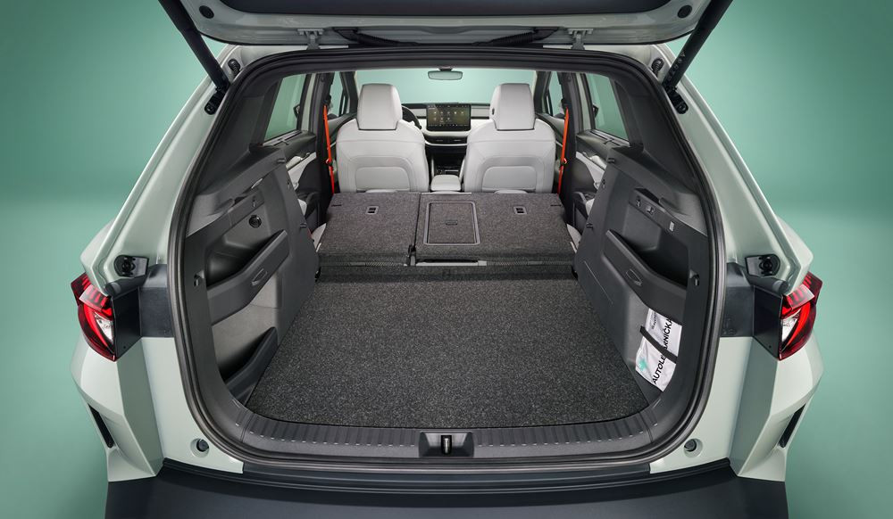 Le SUV compact électrique Skoda Elroq porte le langage de design Modern Solid de Skoda