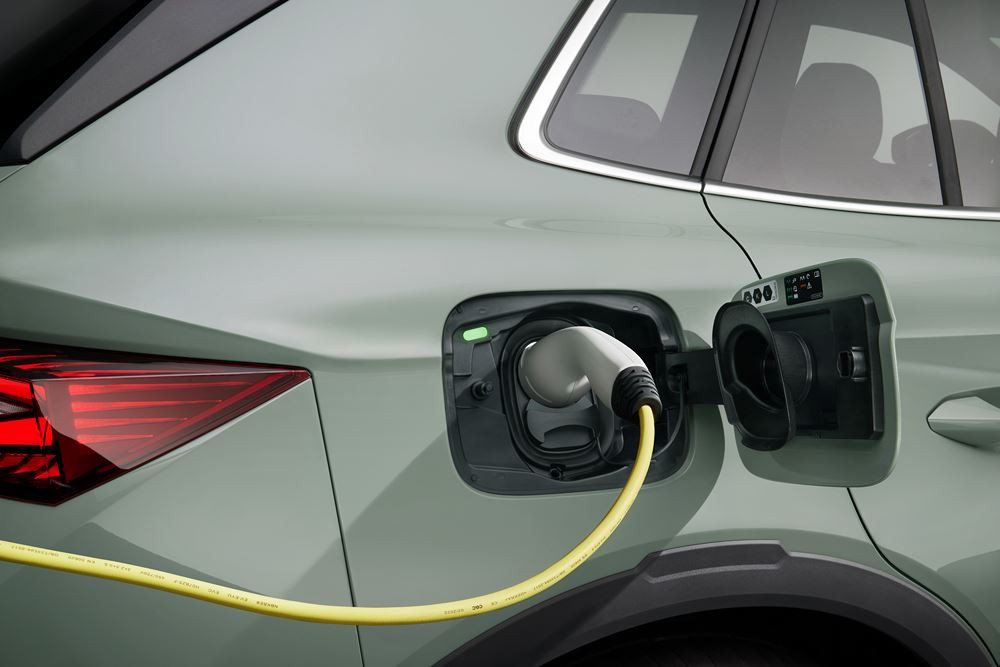 Le SUV compact électrique Skoda Elroq porte le langage de design Modern Solid de Skoda
