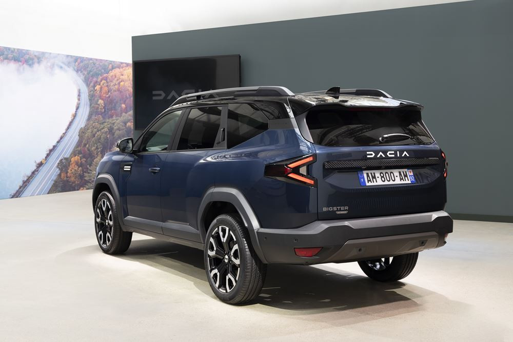 Le SUV du segment C Dacia Bigster affirme avec force ses dimensions généreuses
