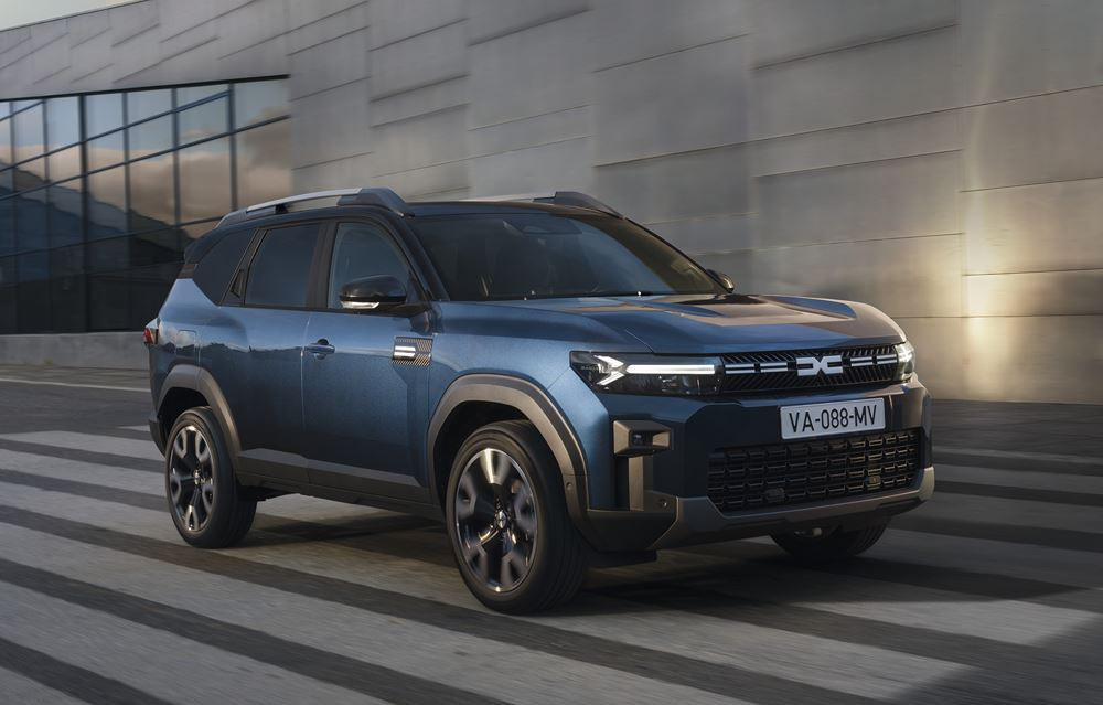Le SUV du segment C Dacia Bigster affirme avec force ses dimensions généreuses