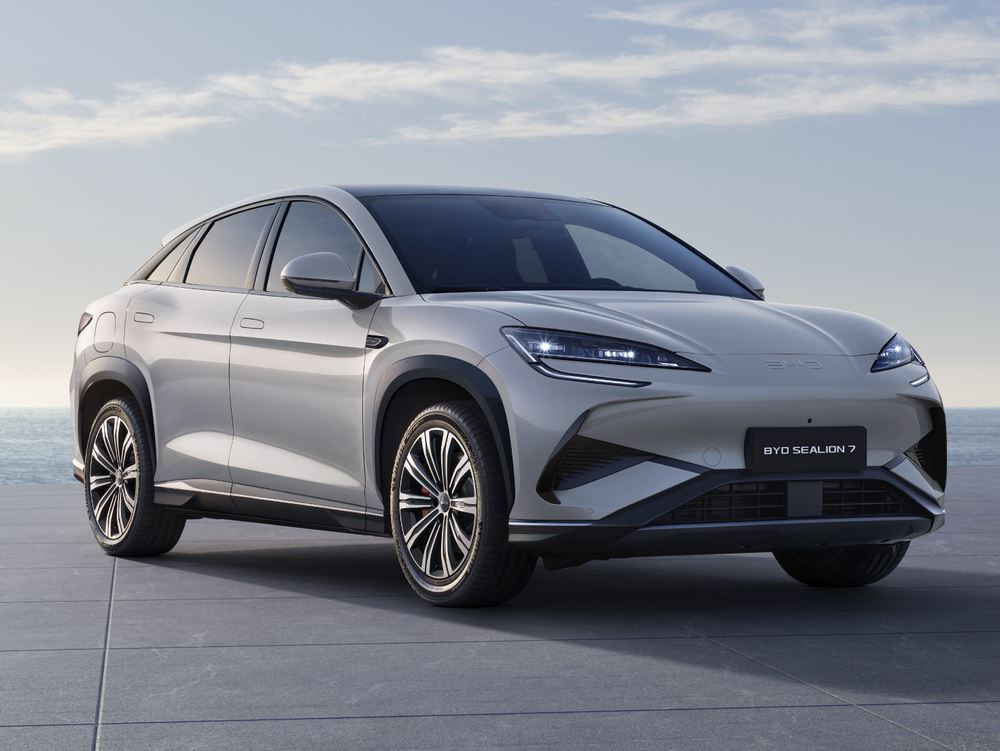 Le grand SUV électrique Byd Sealion 7 affiche une allure athlétique