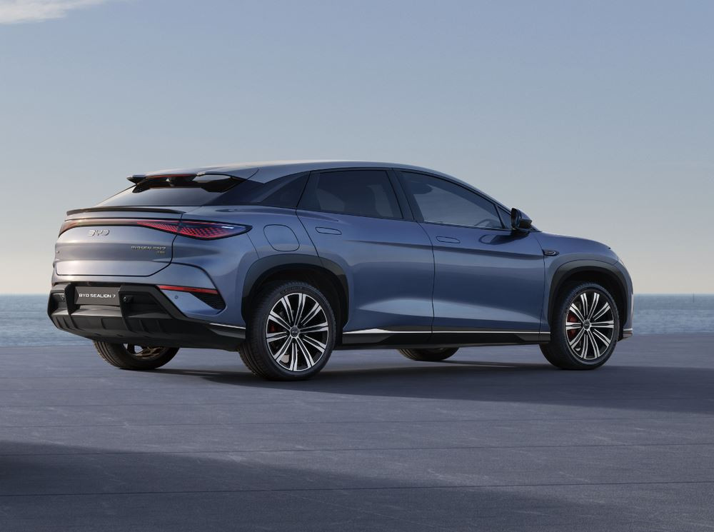 Le grand SUV électrique Byd Sealion 7 affiche une allure athlétique