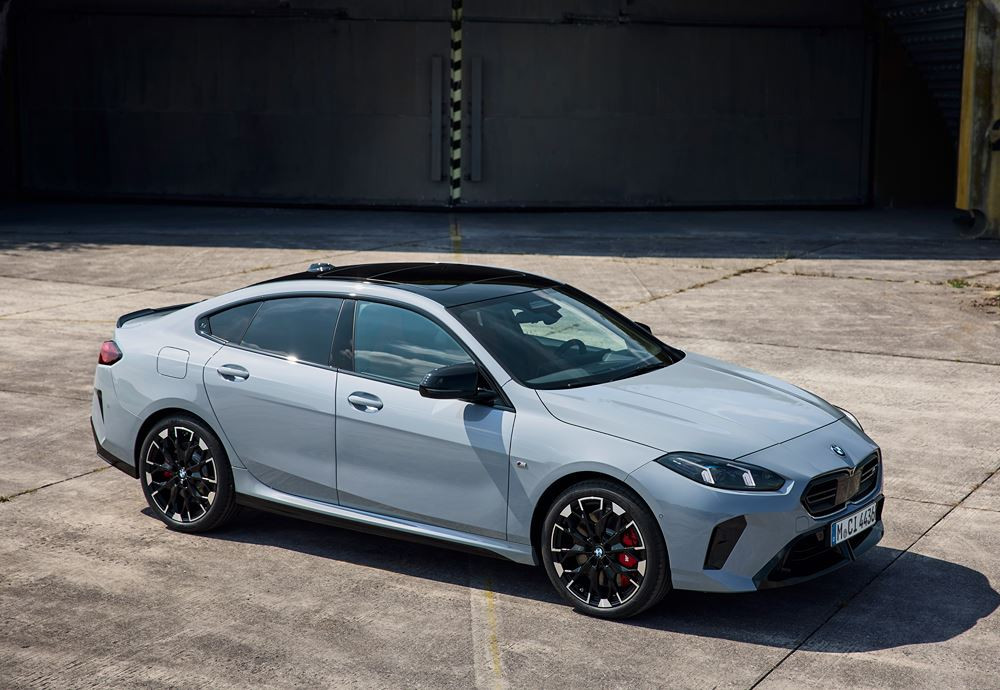 La BMW Série 2 Gran Coupé affiche une silhouette allongée reconnaissable