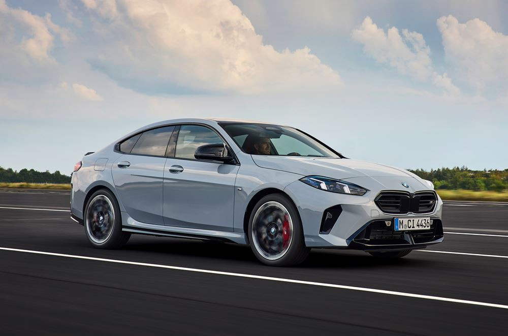 La BMW Série 2 Gran Coupé affiche une silhouette allongée reconnaissable