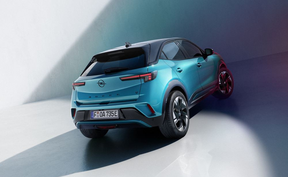 Le SUV urbain électrique Opel Mokka Electric mis à jour affiche une autonomie WLTP de 402 km