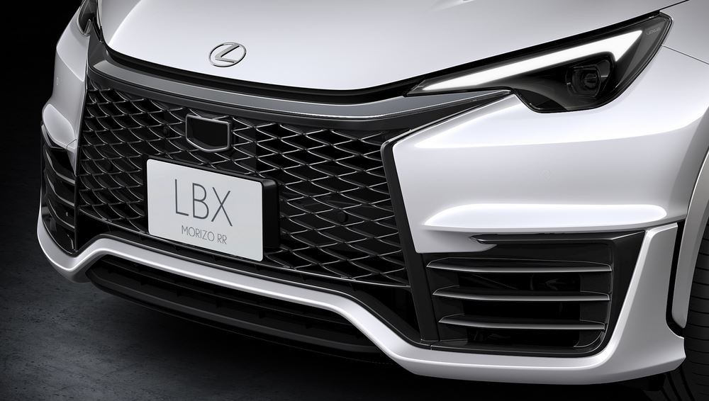 Le SUV urbain hautes performances Lexus LBX Morizo RR développe 304 ch