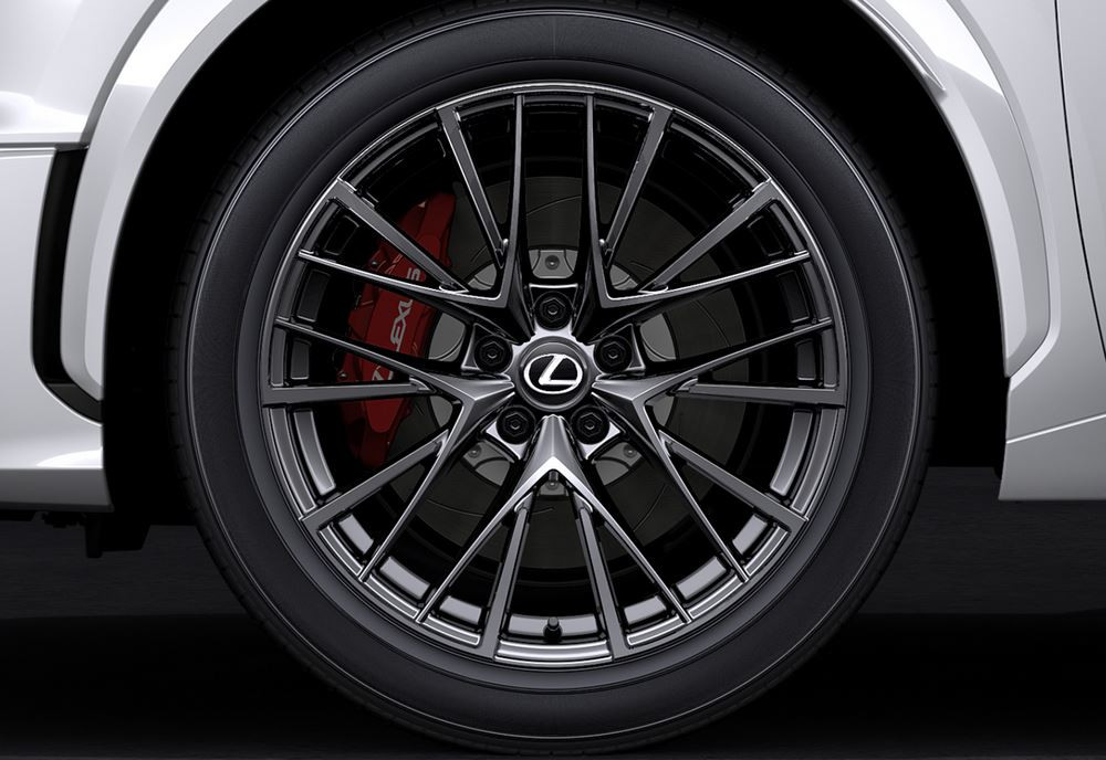 Le SUV urbain hautes performances Lexus LBX Morizo RR développe 304 ch