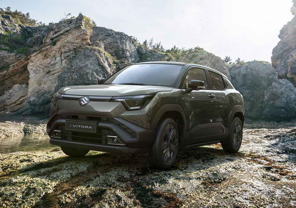 Le Suzuki e Vitara électrique affiche un design robuste moderne
