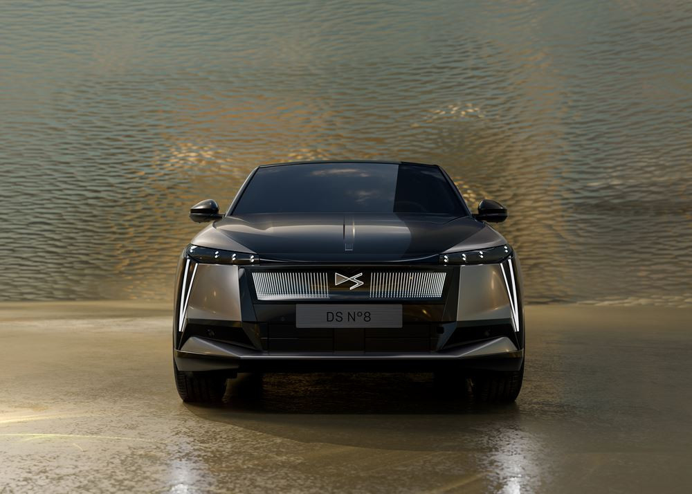 La DS N°8 électrique est le nouveau porte-drapeau de DS Automobiles