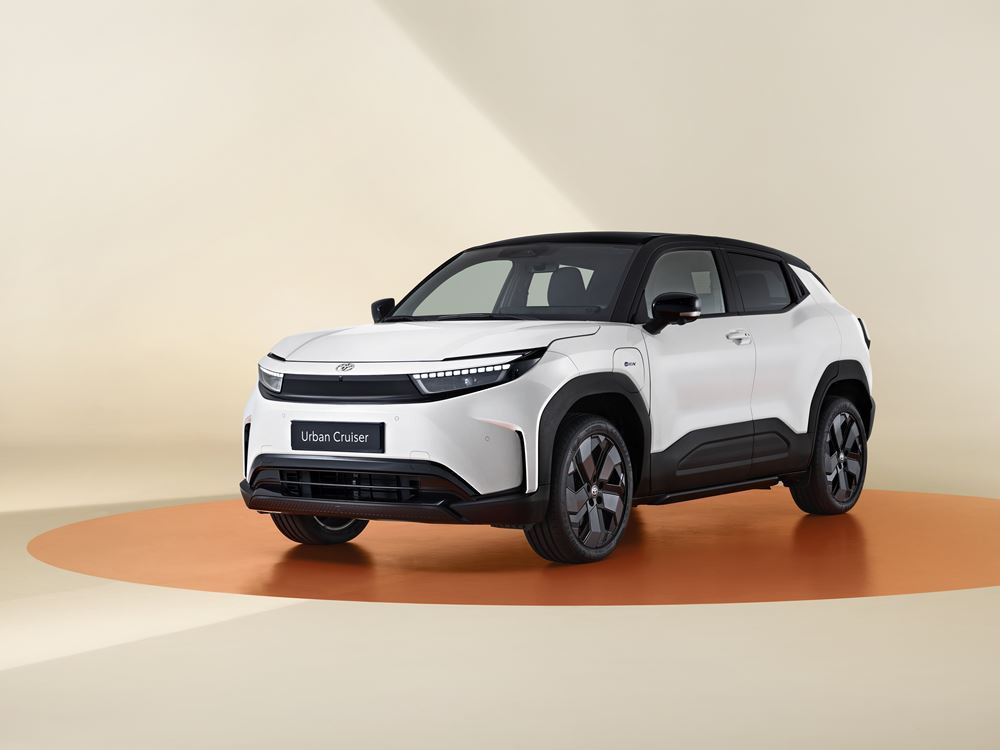 Le SUV compact électrique Toyota Urban Cruiser se distingue par un design robuste