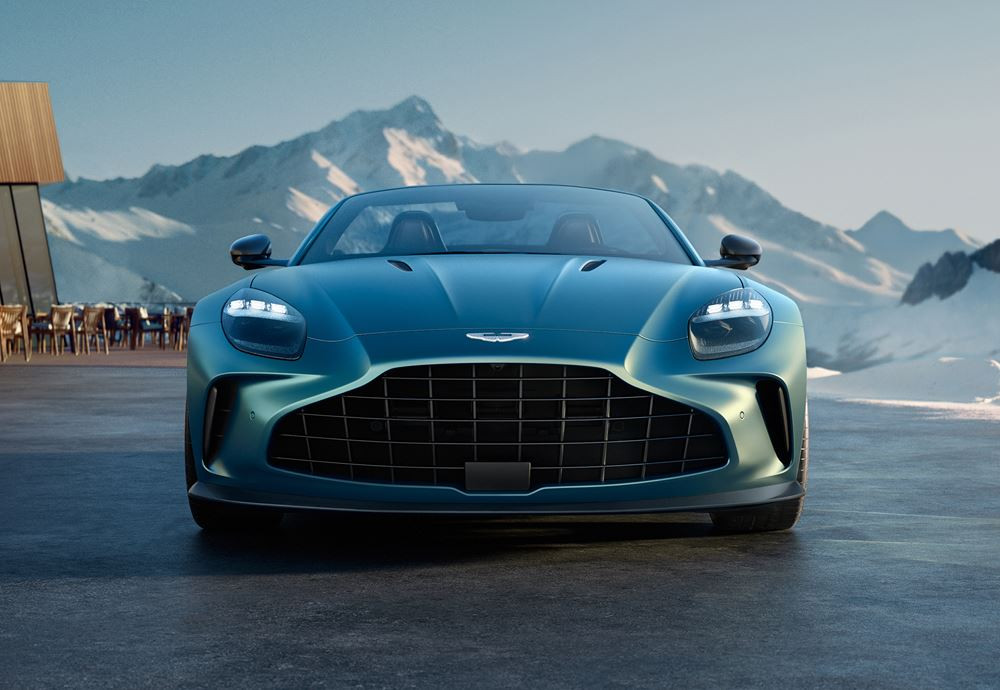 L'Aston Martin Vantage Roadster embarque un bloc V8 biturbo de 665 ch