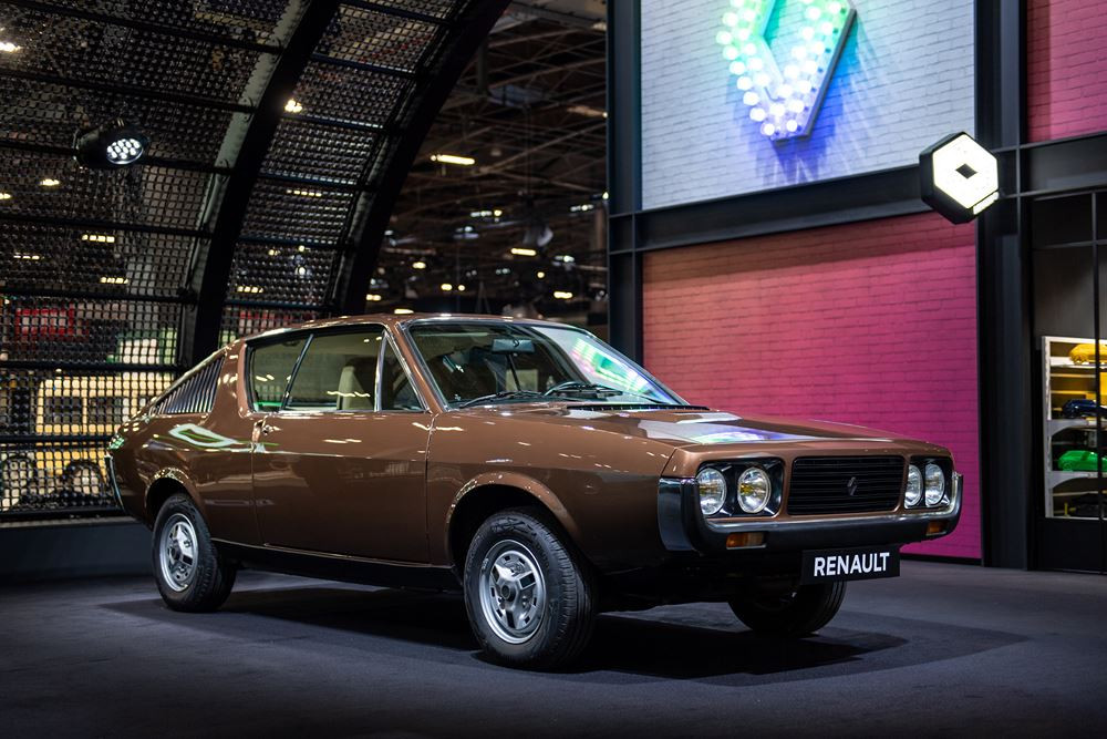 La 49ème édition du salon Rétromobile ouvre ses portes jusqu'au 9 février