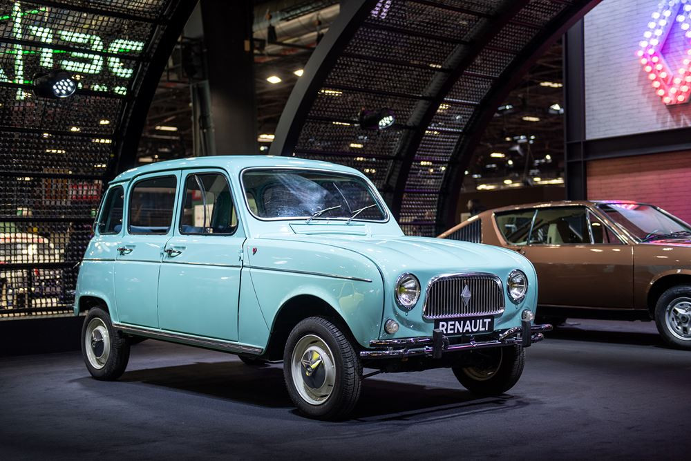 La 49ème édition du salon Rétromobile ouvre ses portes jusqu'au 9 février