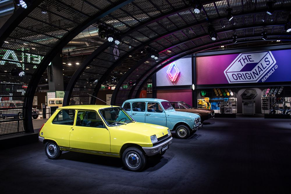 La 49ème édition du salon Rétromobile ouvre ses portes jusqu'au 9 février