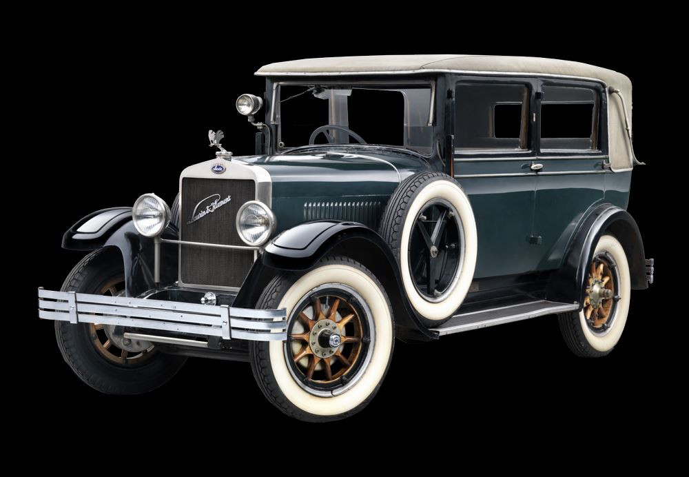 La 49ème édition du salon Rétromobile ouvre ses portes jusqu'au 9 février