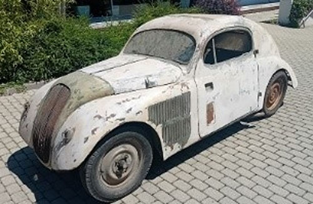 La 49ème édition du salon Rétromobile ouvre ses portes jusqu'au 9 février