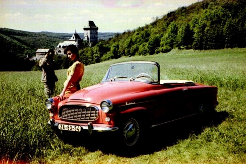La 49ème édition du salon Rétromobile ouvre ses portes jusqu'au 9 février