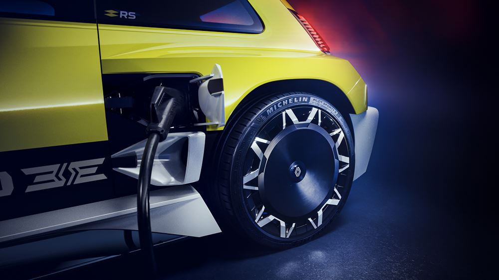 La Renault 5 Turbo 3E affiche des performances de supercar électrique