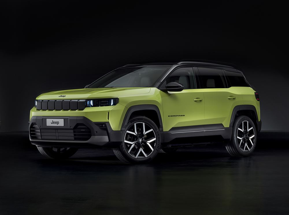 Le SUV compact Jeep Compass de nouvelle génération affiche une calandre à sept fentes revisitée