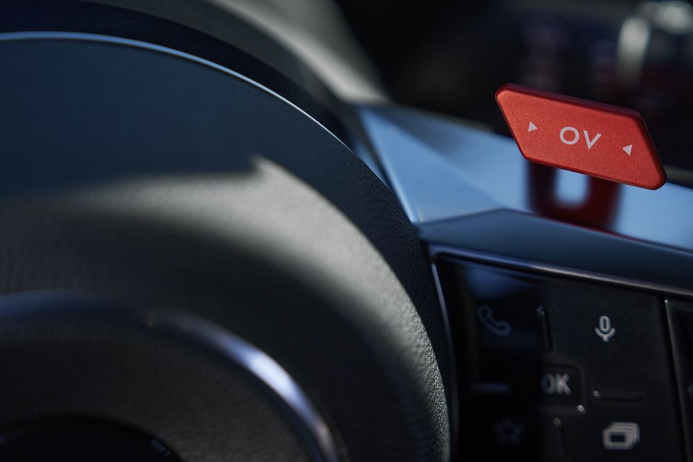 Le sport fastback compact Alpine A390 embarque trois moteurs électriques constituant une transmission intégrale