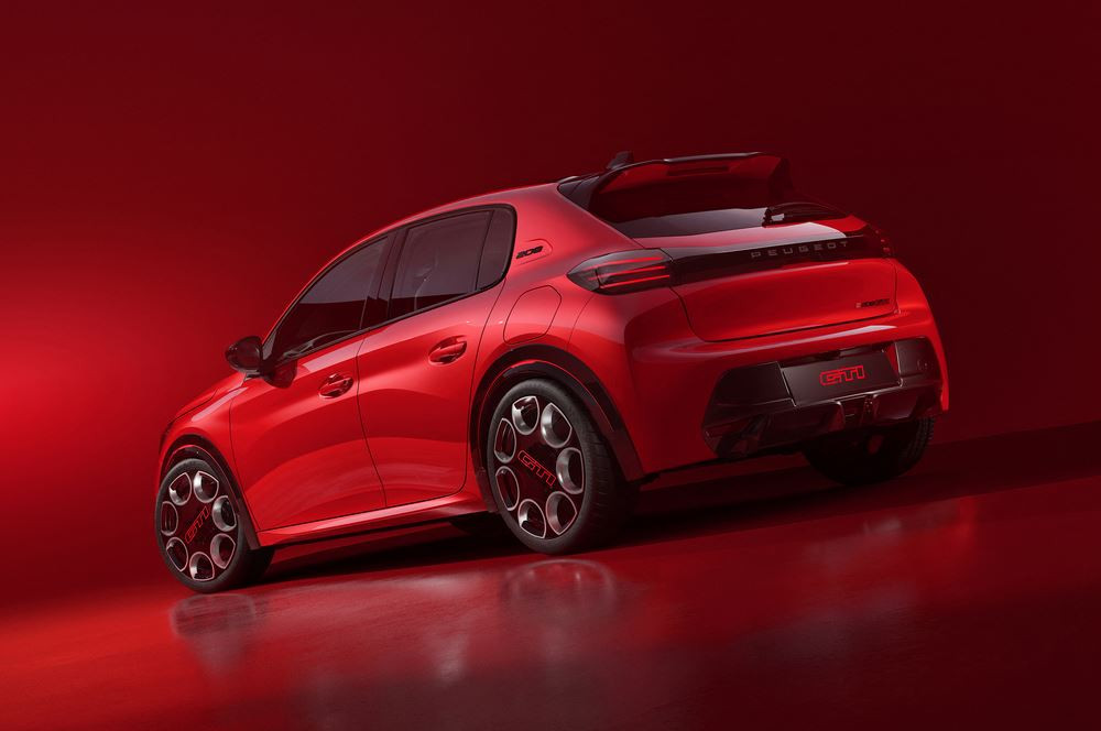 La Peugeot E-208 GTi embarque un moteur électrique de 280 ch