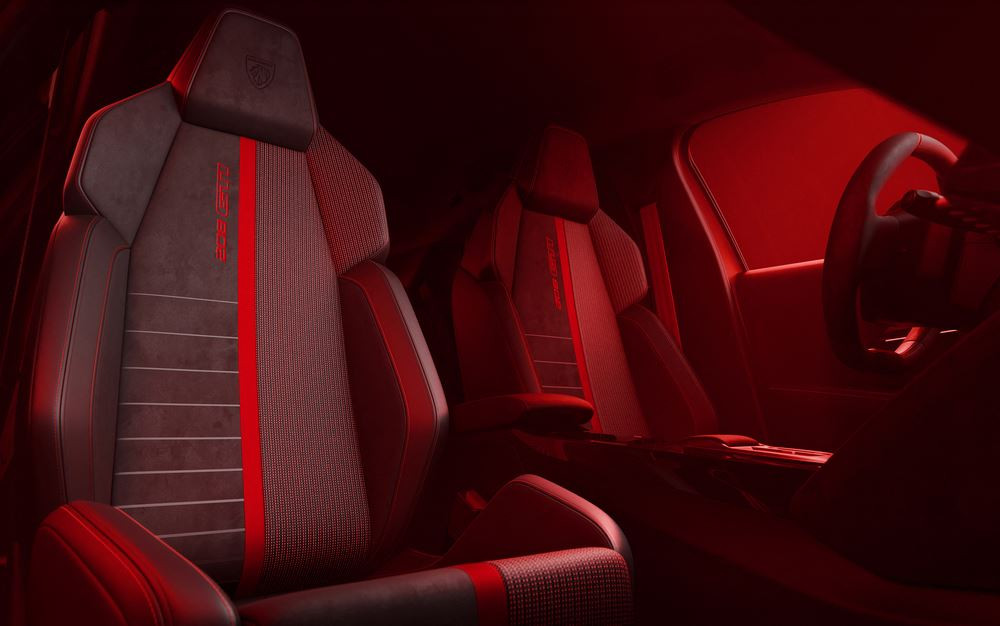 La Peugeot E-208 GTi embarque un moteur électrique de 280 ch