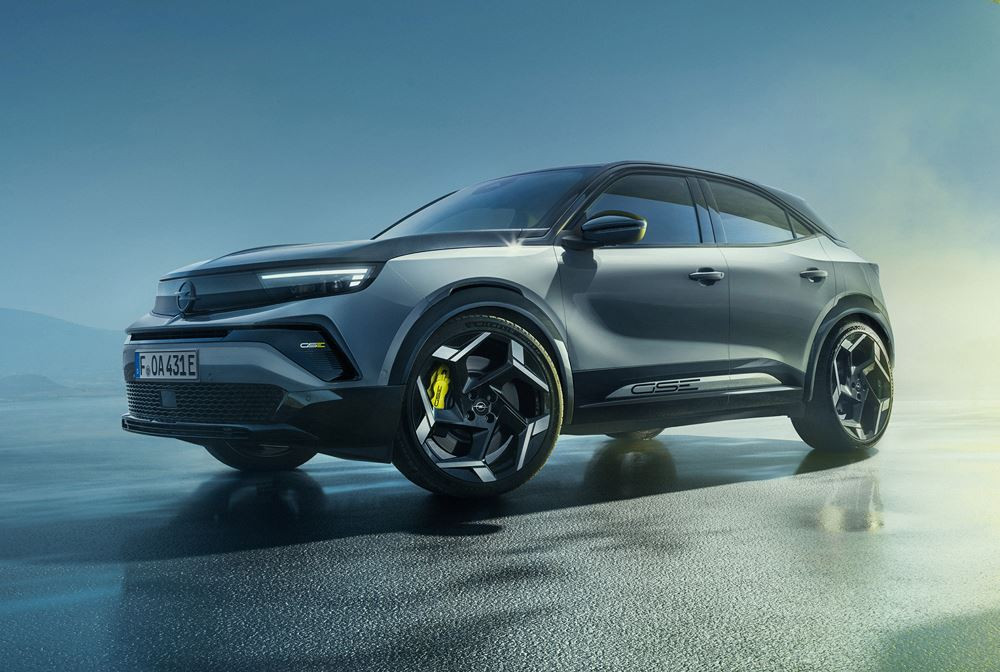 Le SUV urbain électrique Opel Mokka GSE entend électriser le quotidien avec panache
