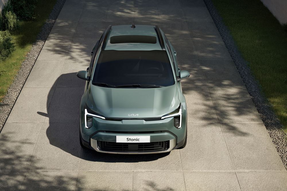 Le crossover urbain Kia Stonic restylé affiche un look affirmé