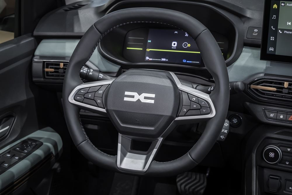 Le break compact Dacia Jogger s'offre une nouvelle calandre
