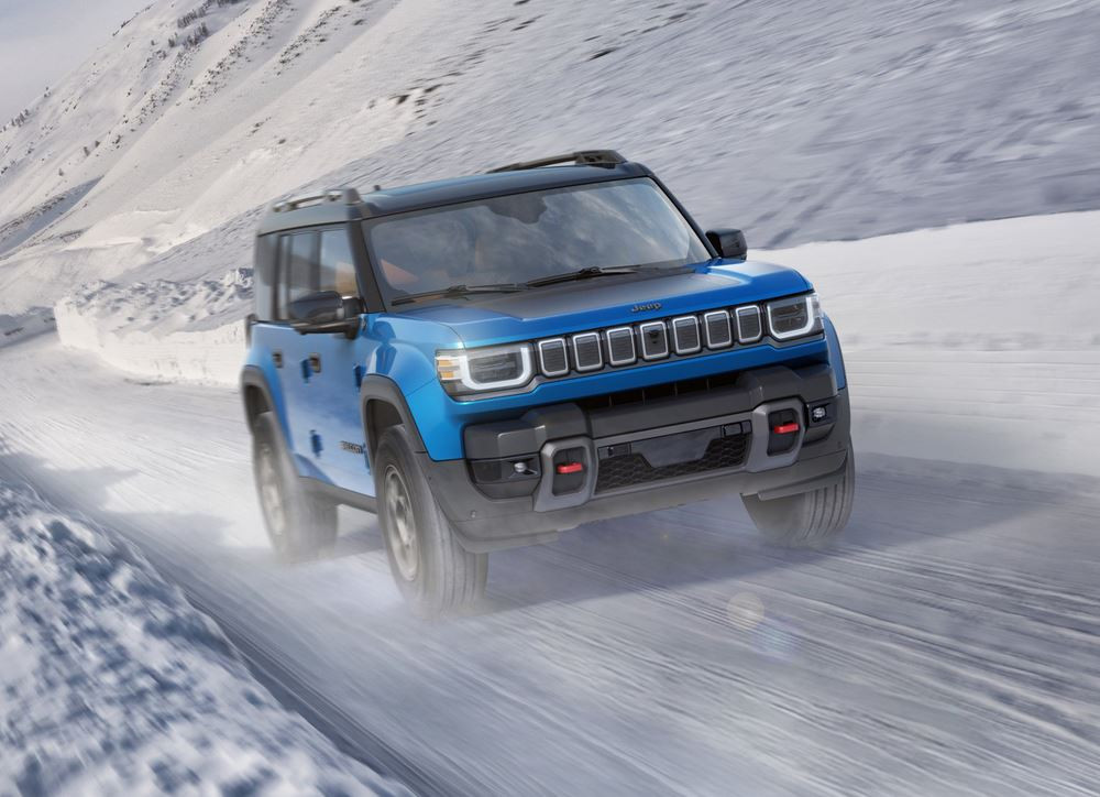 Le SUV électrique Trail Rated Jeep Recon est prêt pour tous les types de routes